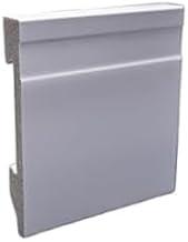 Rodapé Branco Frisado em Poliestireno 7cm Acabamento Sofisticado, Resistente à Umidade e de Fácil Instalação (2,40m Comp. x 1,5 Esp. x 7cm Alt.).