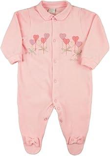 Macacão Bebê Feminino em Plush Rosa com Corações e Lacinhos de Cetim – Manga Longa com Pezinho