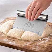 Espátula para Confeitar Raspar, Cortar, Dividir em Aço com Régua Medidora 15 cm, Multifuncional para Raspar e Cortar Massas, Multiuso, Leve e Fácil de Usar